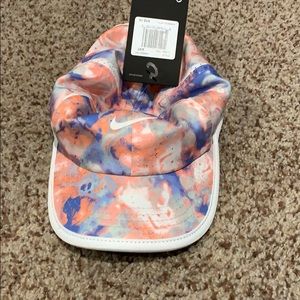 Toddler Girl NIKE hat 🧢